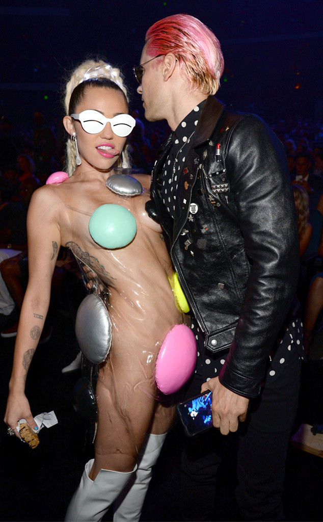 cara santa maria dating